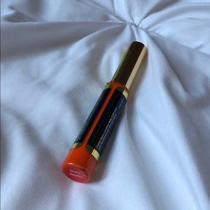 She’s apples Lipsense